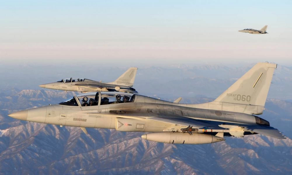 Ν. Κορέα: Τα μαχητικά μας FA-50 Fighting Eagle είναι ικανότερα από τα Σουηδικά Gripen
